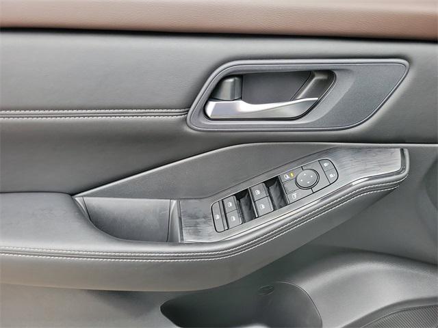 used 2023 Nissan Rogue car, priced at $22,875