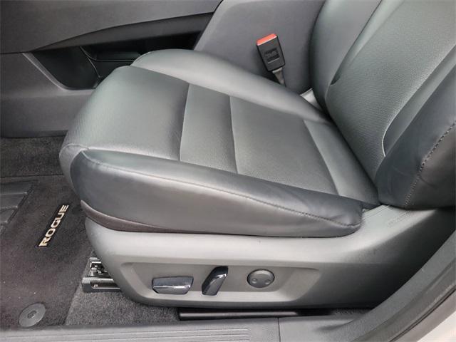 used 2023 Nissan Rogue car, priced at $22,875