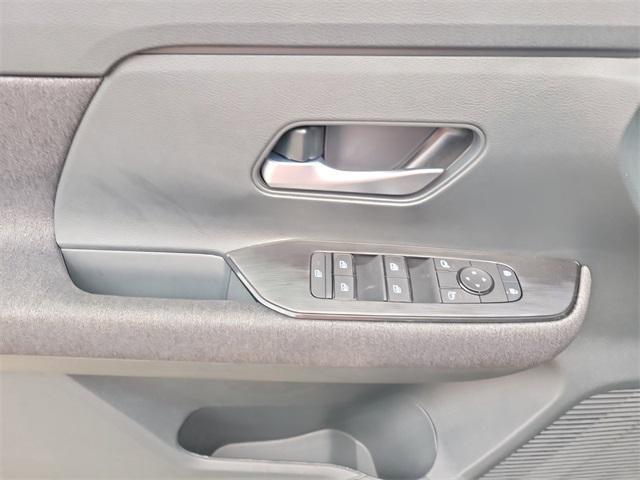 new 2025 Nissan Kicks car, priced at $25,595