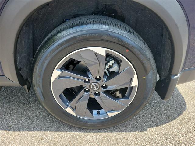 new 2025 Nissan Rogue car, priced at $33,895