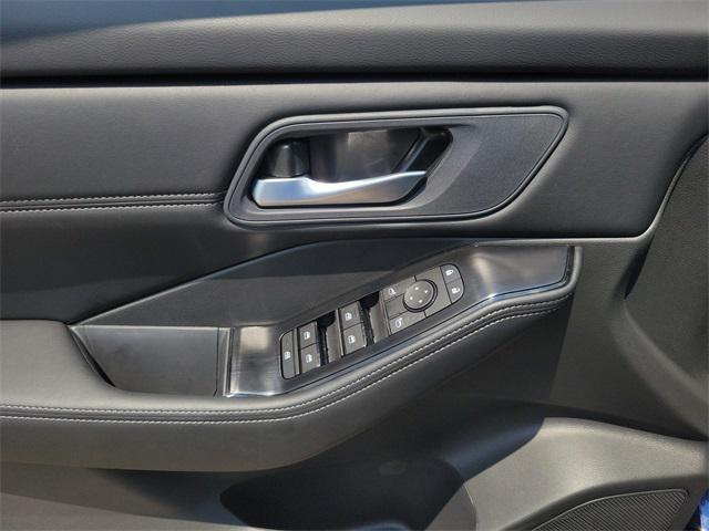 new 2025 Nissan Rogue car, priced at $33,895
