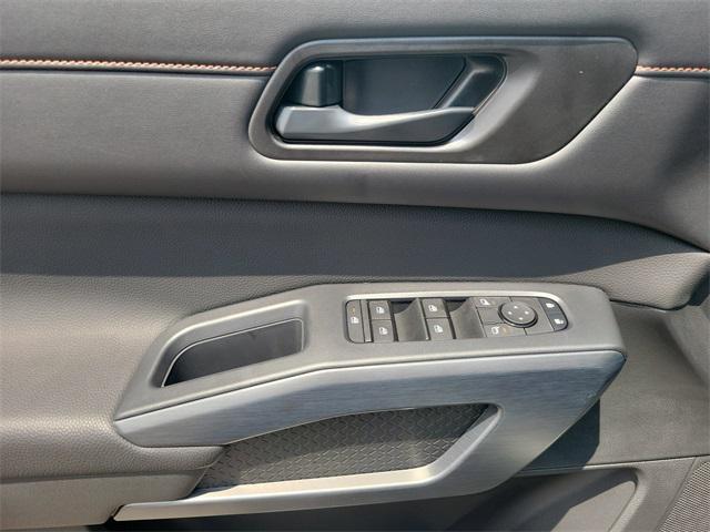 new 2025 Nissan Pathfinder car, priced at $46,505