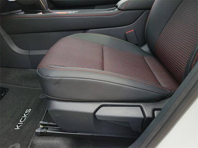 new 2025 Nissan Kicks car, priced at $31,030
