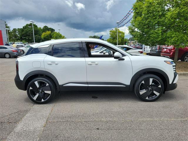 new 2025 Nissan Kicks car, priced at $31,030