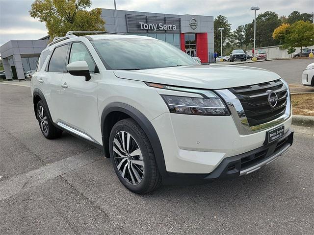 new 2024 Nissan Pathfinder car, priced at $52,555