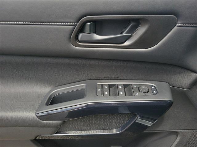 used 2025 Nissan Pathfinder car, priced at $32,989