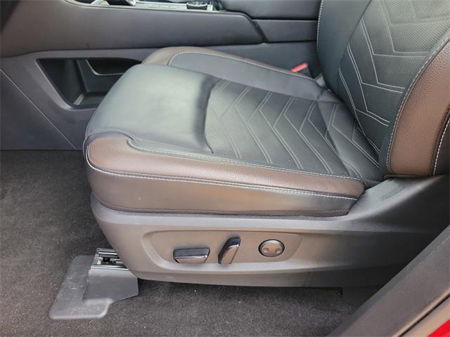 used 2024 Nissan Pathfinder car, priced at $38,997
