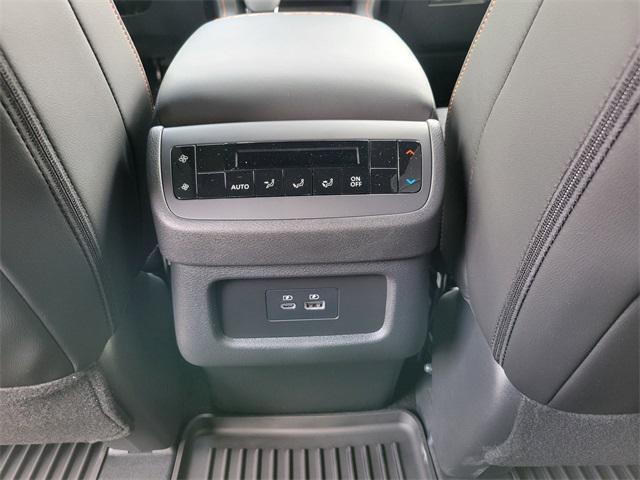 new 2025 Nissan Pathfinder car, priced at $43,505