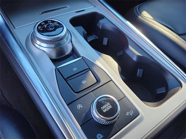 used 2024 Ford Explorer car, priced at $30,998