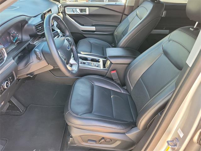 used 2024 Ford Explorer car, priced at $30,998