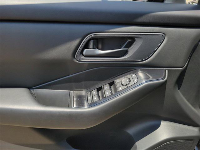 used 2025 Nissan Rogue car, priced at $24,999