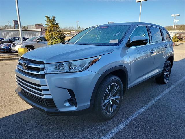 used 2019 Toyota Highlander car, priced at $23,698