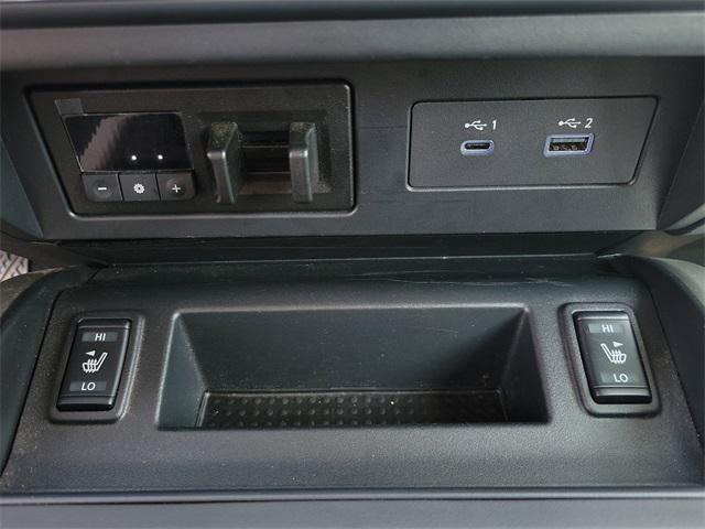 used 2024 Nissan Titan car, priced at $40,987