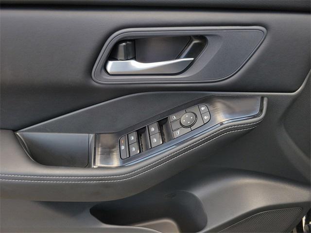new 2025 Nissan Rogue car, priced at $31,895