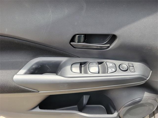 new 2025 Nissan Kicks car, priced at $23,760