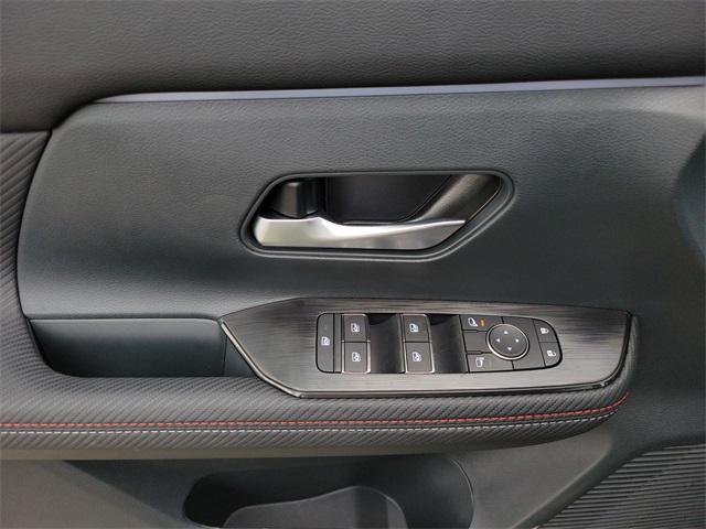 new 2025 Nissan Kicks car, priced at $28,095