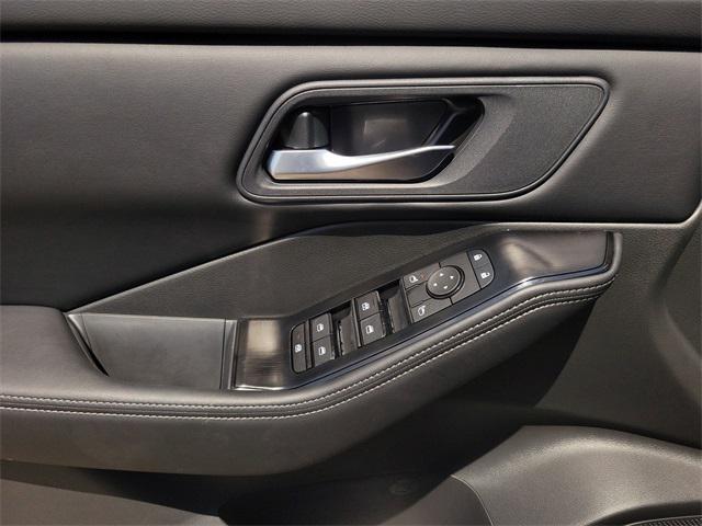new 2025 Nissan Rogue car, priced at $31,895
