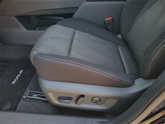 new 2025 Nissan Rogue car, priced at $31,895