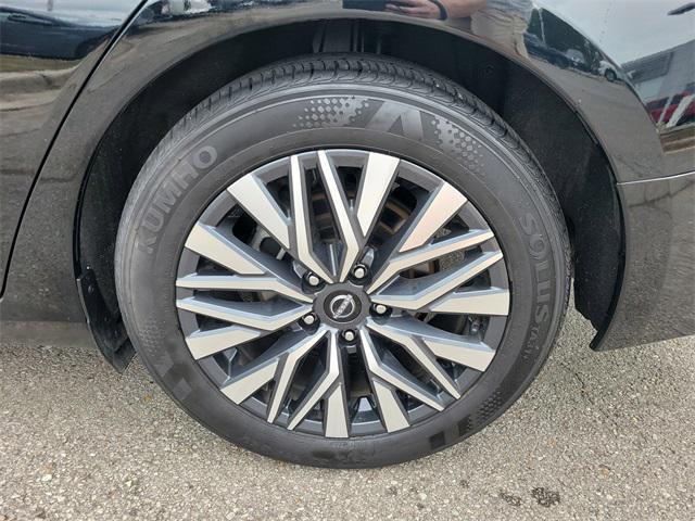 used 2024 Nissan Altima car, priced at $20,999