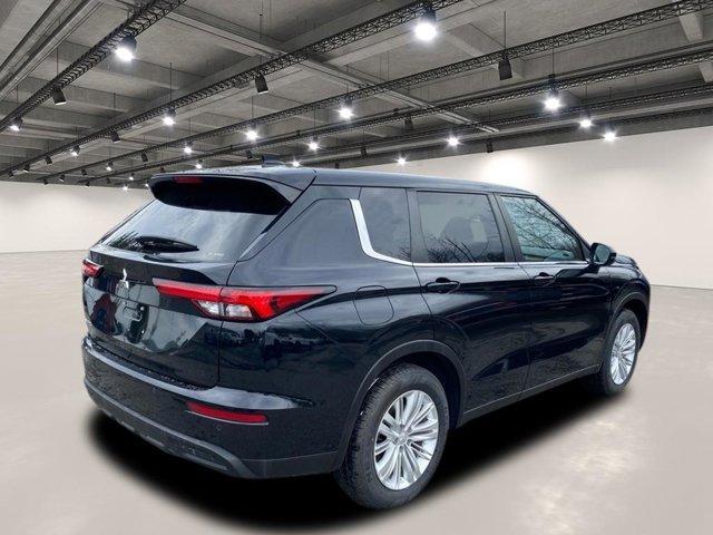 used 2022 Mitsubishi Outlander car, priced at $22,500