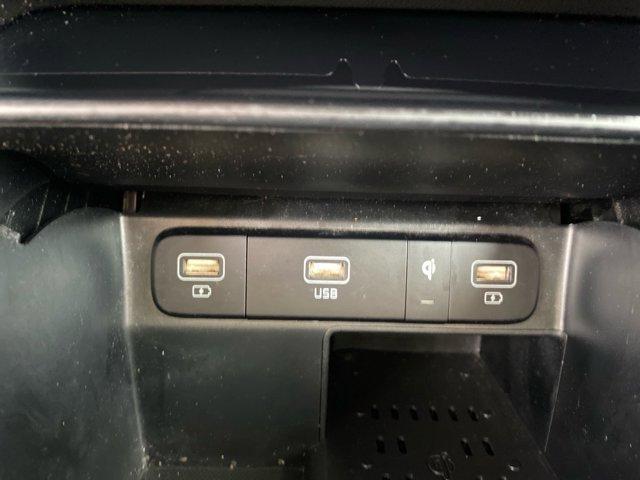 used 2022 Kia Sorento car, priced at $27,900