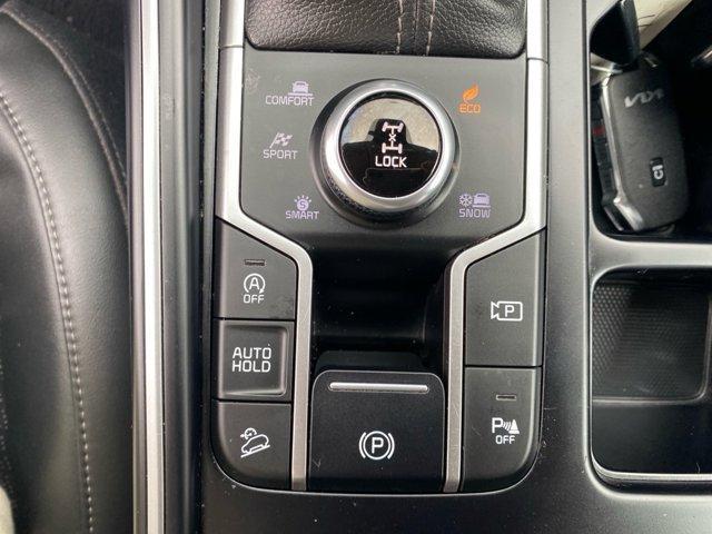 used 2022 Kia Sorento car, priced at $27,900