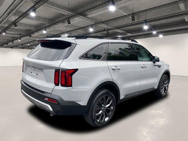 used 2022 Kia Sorento car, priced at $27,900