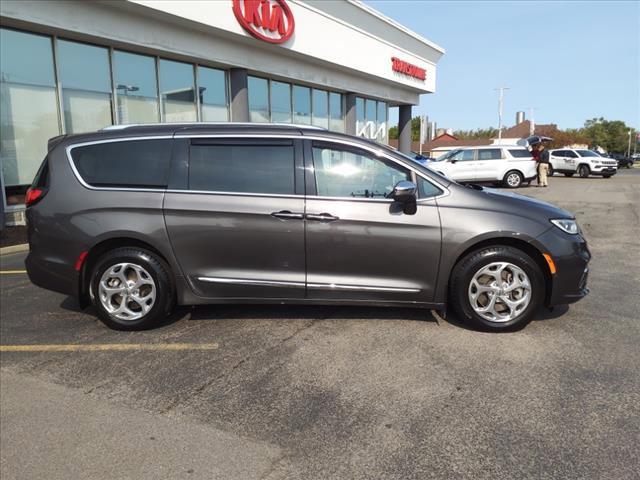 used 2021 Chrysler Pacifica car, priced at $22,000