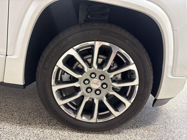 used 2022 GMC Acadia car, priced at $35,834