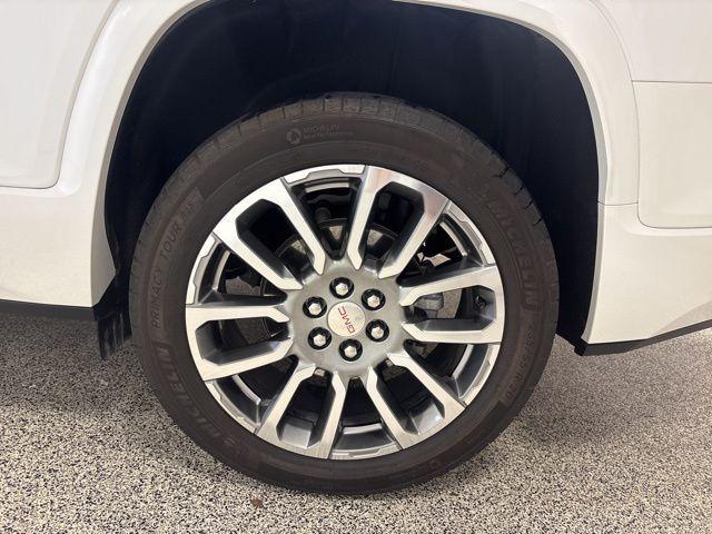 used 2022 GMC Acadia car, priced at $35,834