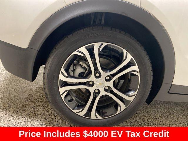 used 2021 Chevrolet Bolt EV car, priced at $16,202