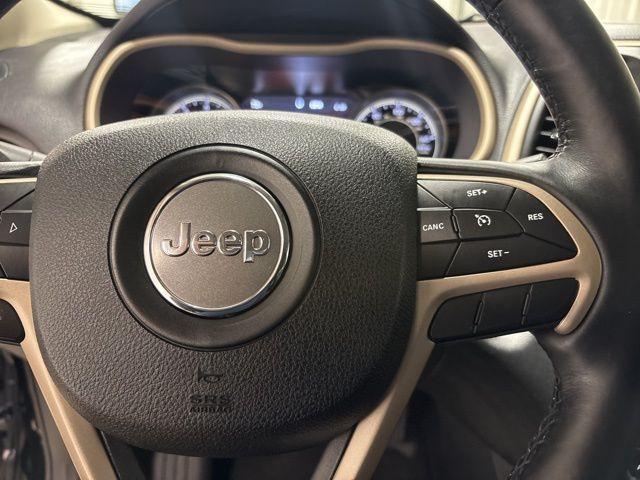 used 2018 Jeep Cherokee car, priced at $14,285