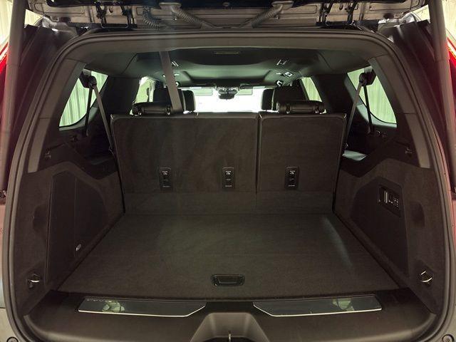 used 2024 Cadillac Escalade ESV car, priced at $86,120