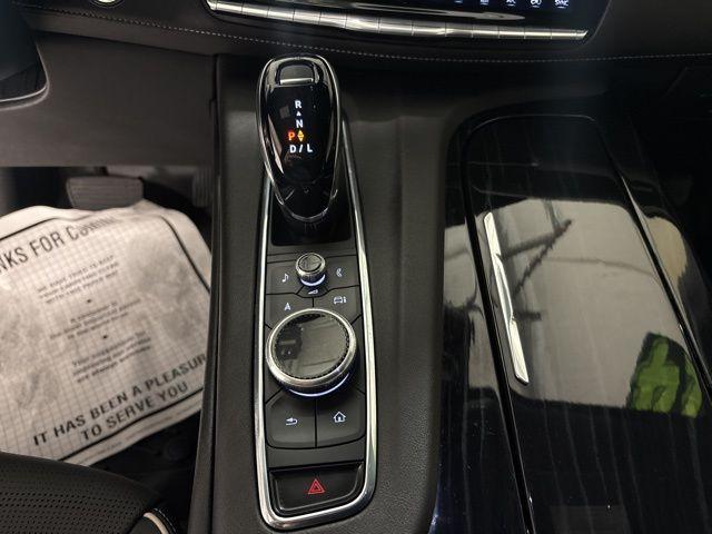 used 2024 Cadillac Escalade ESV car, priced at $86,120