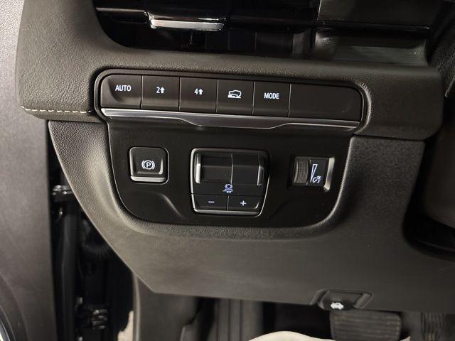 used 2024 Cadillac Escalade ESV car, priced at $86,120