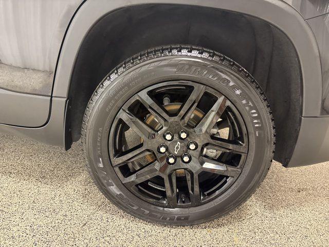 used 2020 Chevrolet Traverse car, priced at $23,579