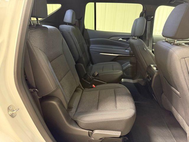 used 2025 Chevrolet Traverse car, priced at $38,516