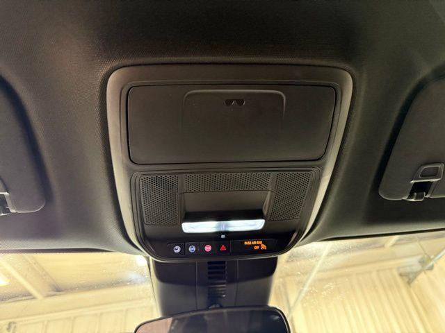 used 2025 Chevrolet Traverse car, priced at $38,516