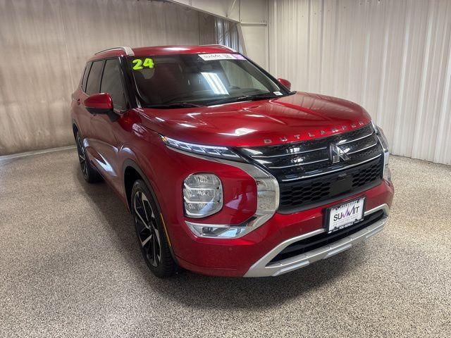 used 2024 Mitsubishi Outlander car, priced at $29,837