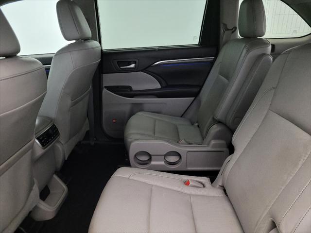 used 2017 Toyota Highlander car, priced at $27,495
