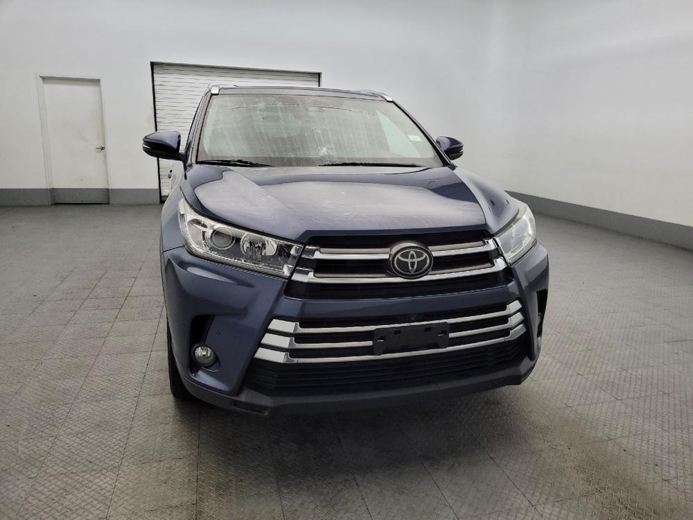 used 2017 Toyota Highlander car, priced at $26,795