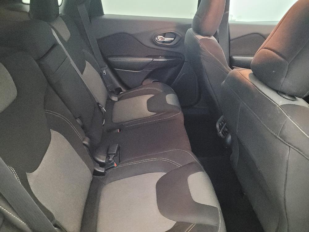 used 2014 Jeep Cherokee car, priced at $11,495