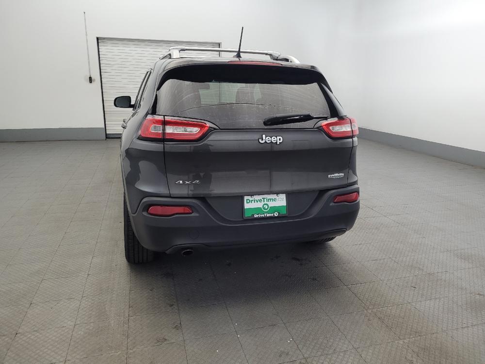 used 2014 Jeep Cherokee car, priced at $11,495