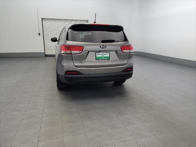 used 2016 Kia Sorento car, priced at $14,895