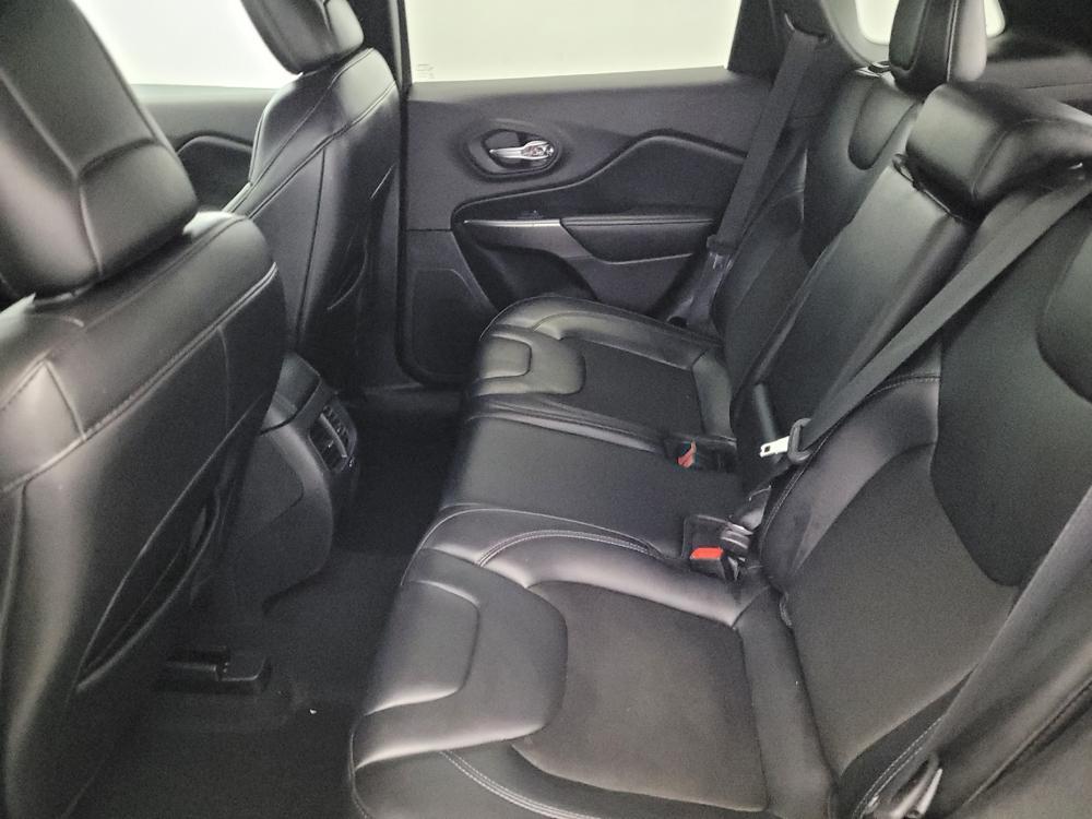 used 2020 Jeep Cherokee car, priced at $19,895