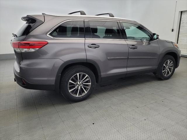used 2019 Toyota Highlander car, priced at $28,095
