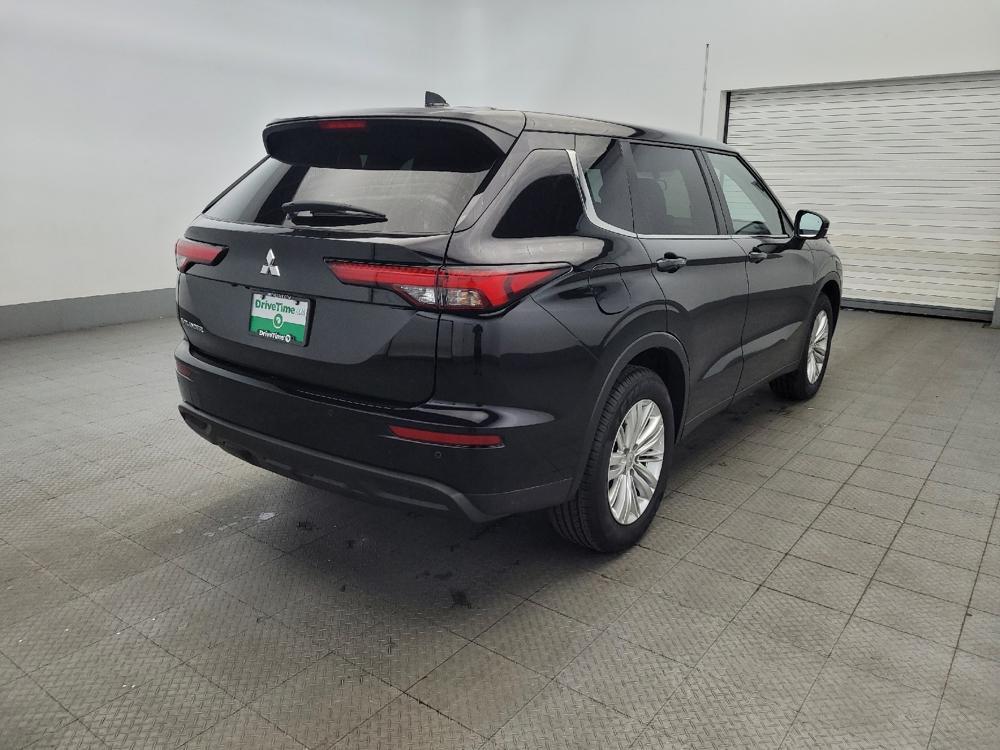 used 2024 Mitsubishi Outlander car, priced at $22,895