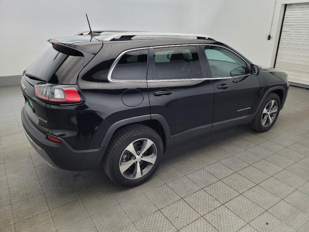 used 2021 Jeep Cherokee car, priced at $23,395