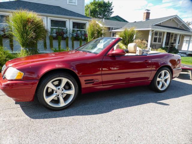 used 2000 Mercedes-Benz SL-Class car, priced at $13,985