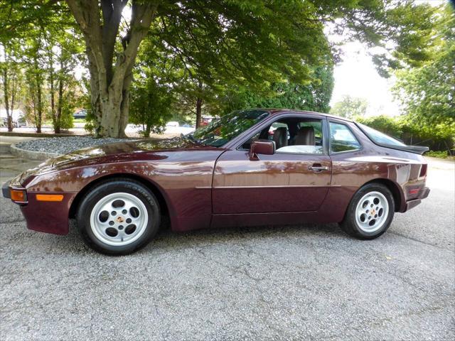 used 1988 Porsche 944 car, priced at $17,500